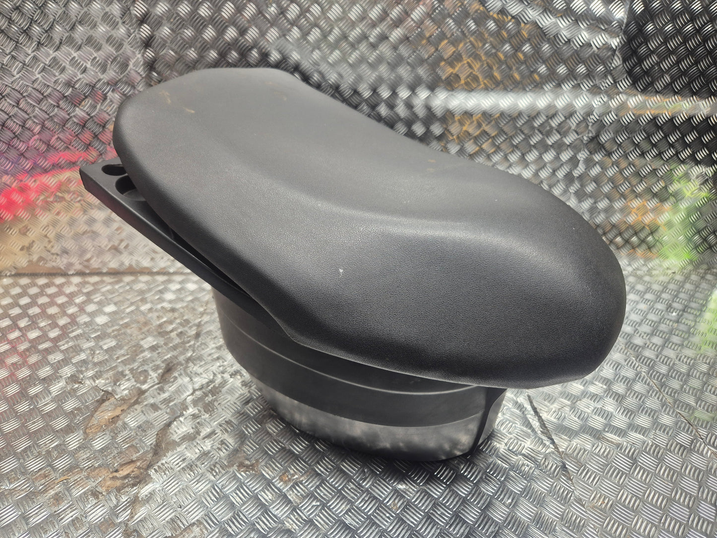 Selle + coffre YAMAHA 50 NEOS 4TEMPS 2008-2016