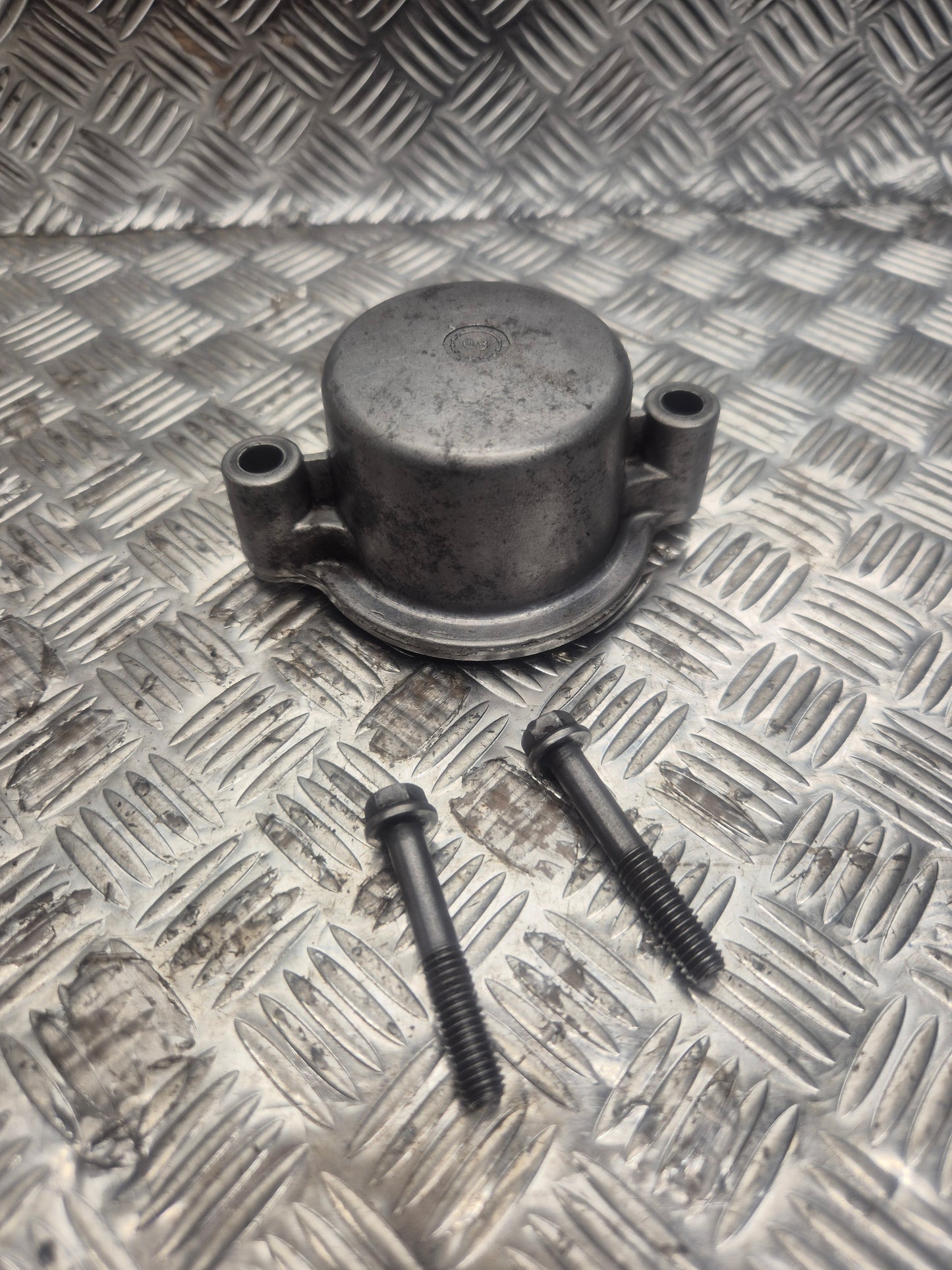 Couvercle de filtre à huile PEUGEOT 125 SATELIS 2007-2011