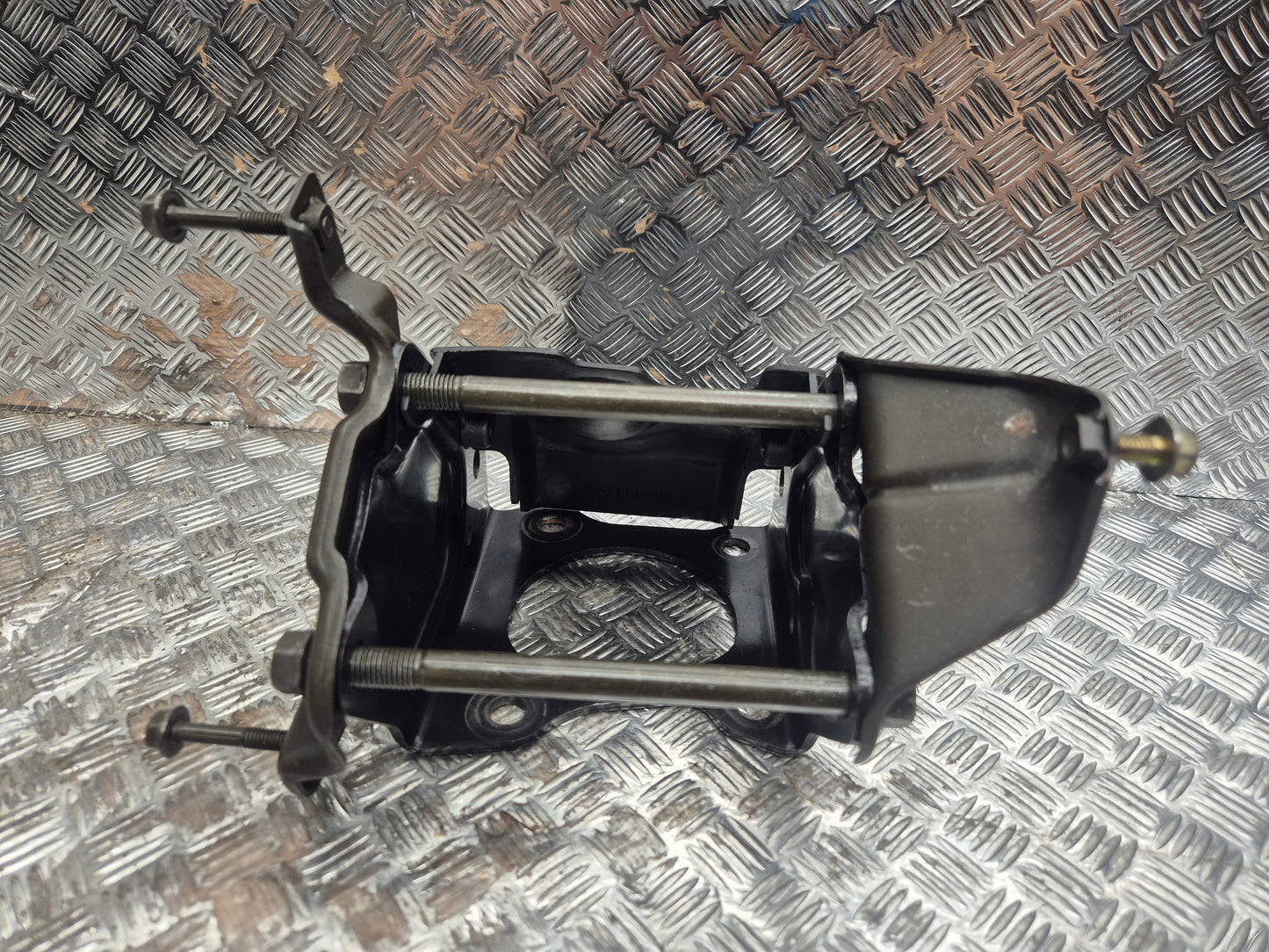 Support moteur YAMAHA 535 VIRAGO 1989