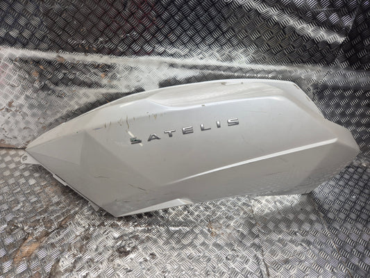 Carenage arrière gauche PEUGEOT 125 SATELIS 2006-2011