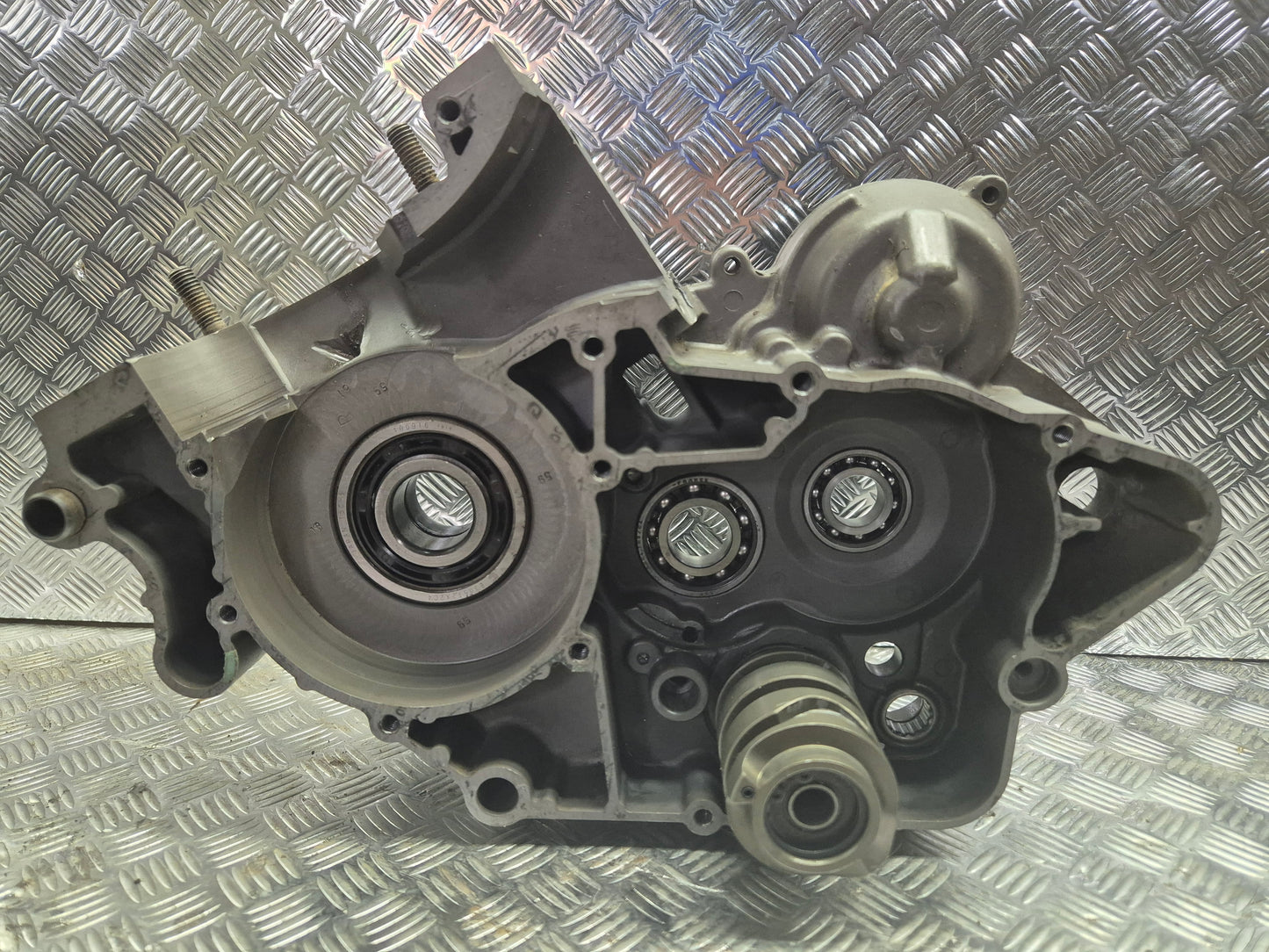 Carter moteur droit ktm 125sx 2004