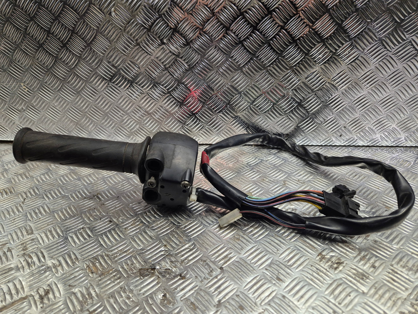 Commodo droit suzuki 400 burgman 2003/2006