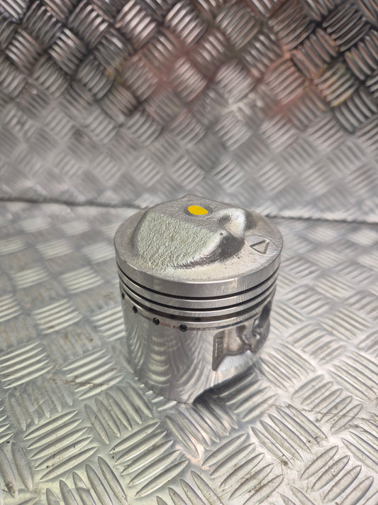 Piston SUZUKI 125 DF / GN / GS / DR / TU / DRZ