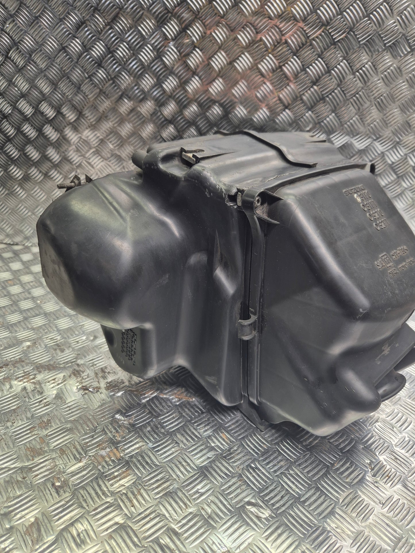 Boite a air gsf suzuki 600 bandit 2000/2004