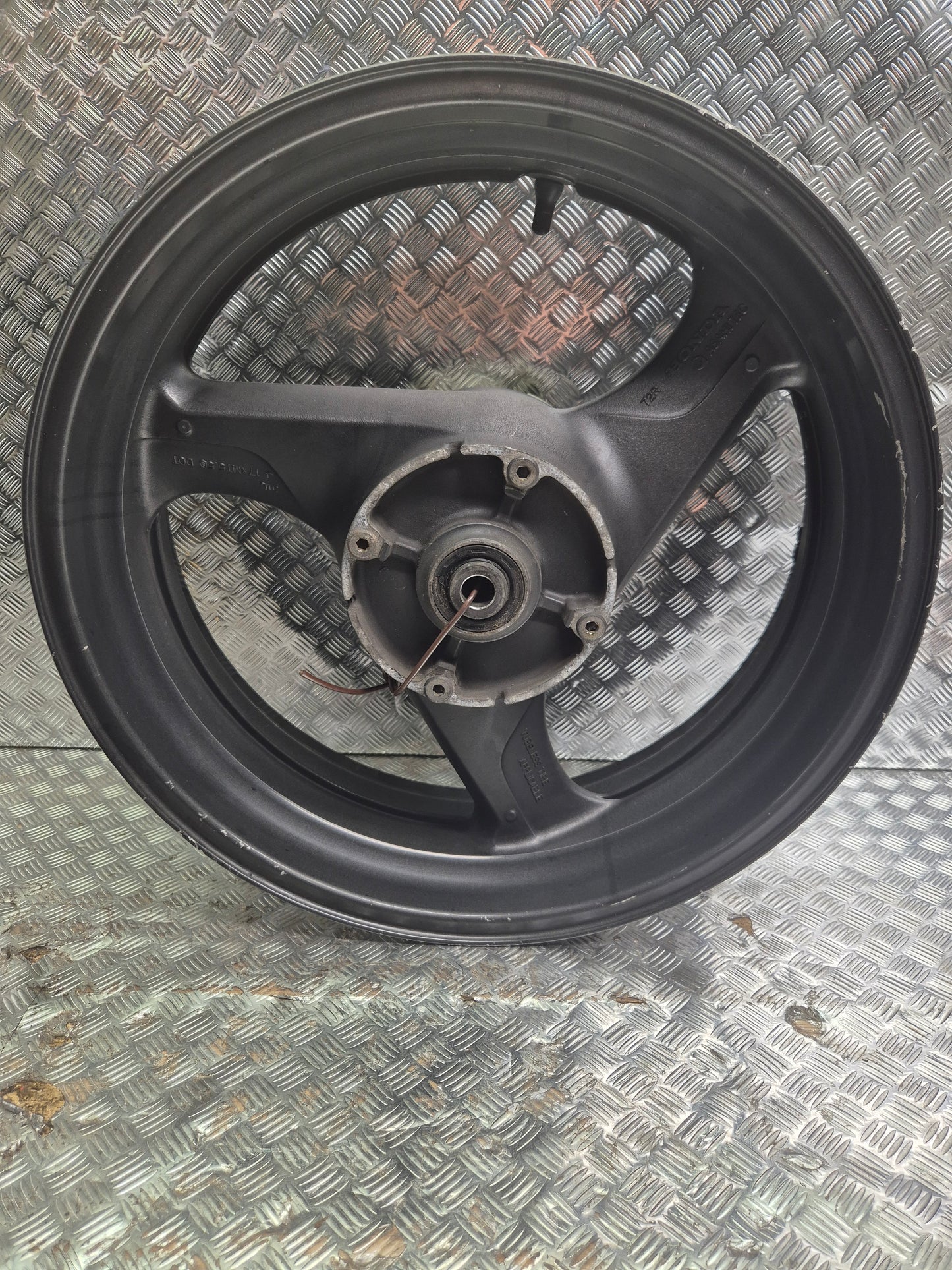 Jante arrière honda 600 hornet 1998/2002