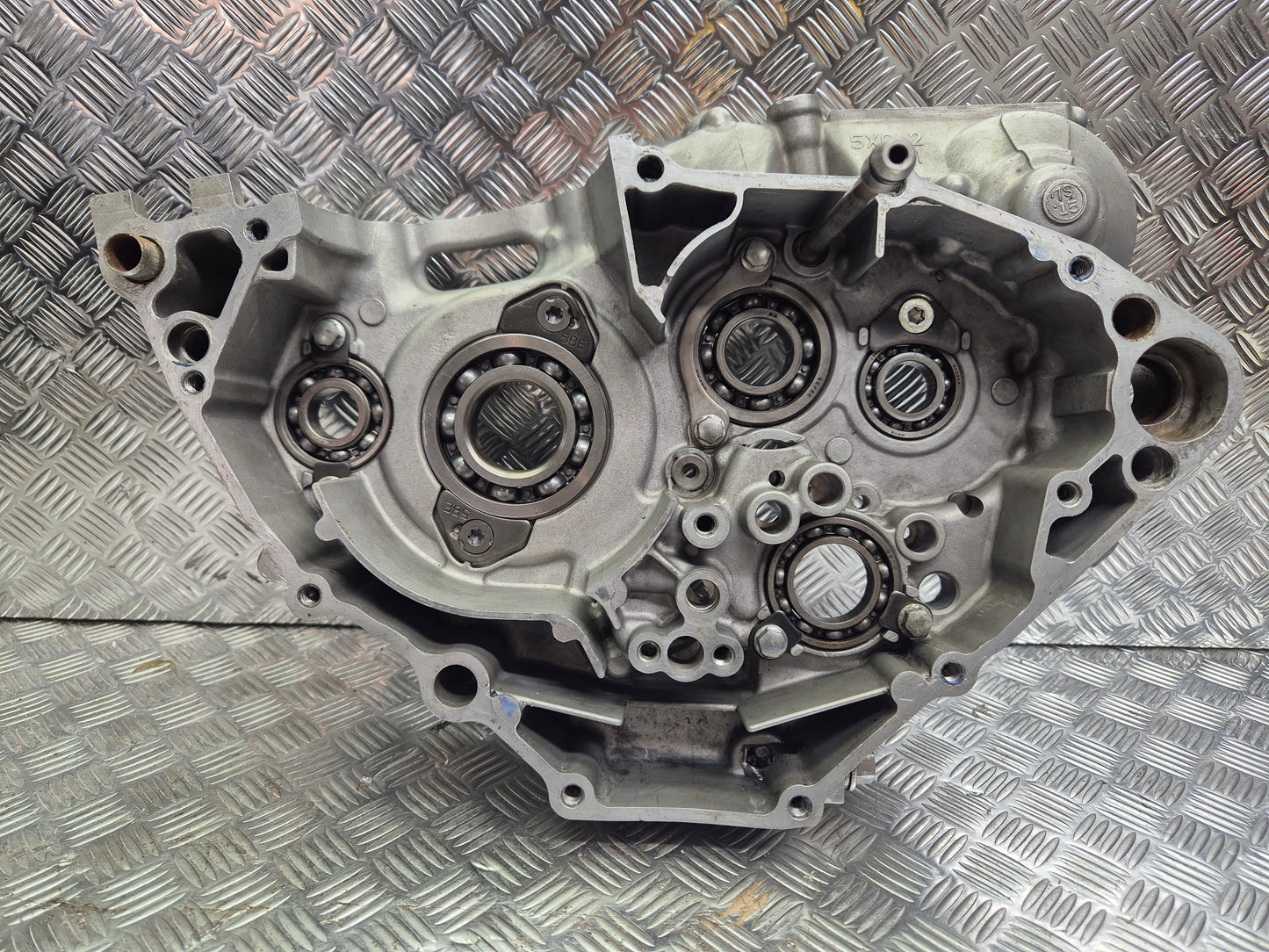 Carter moteur droit YAMAHA 250 YZF 2006/2013