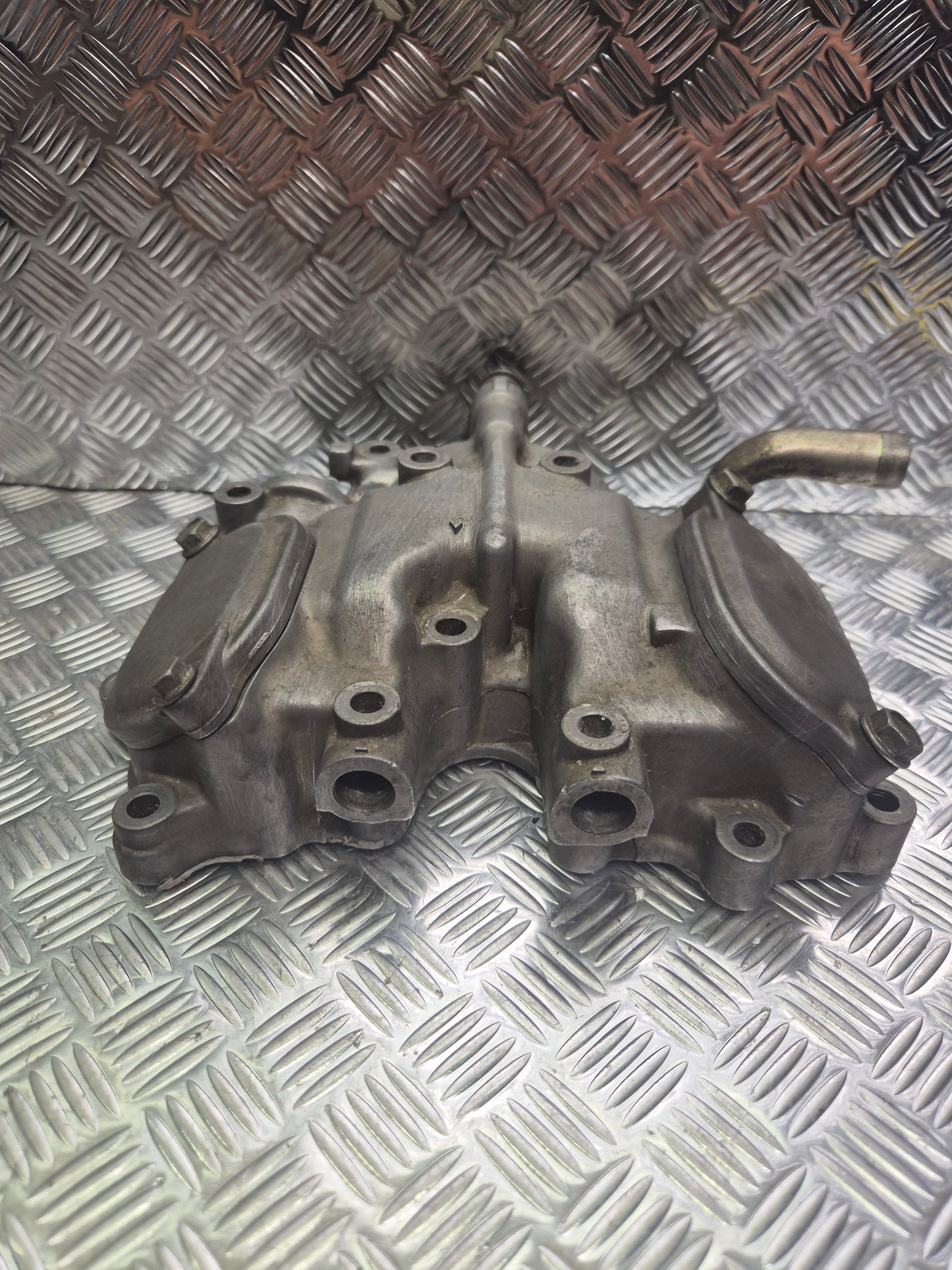 Cache culbuteur 300 adly
