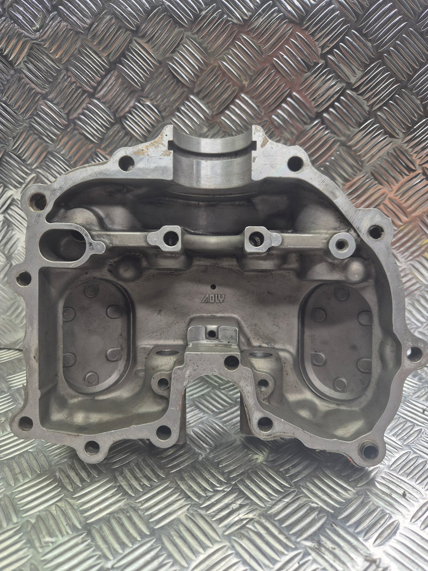 Cache culbuteur 300 adly