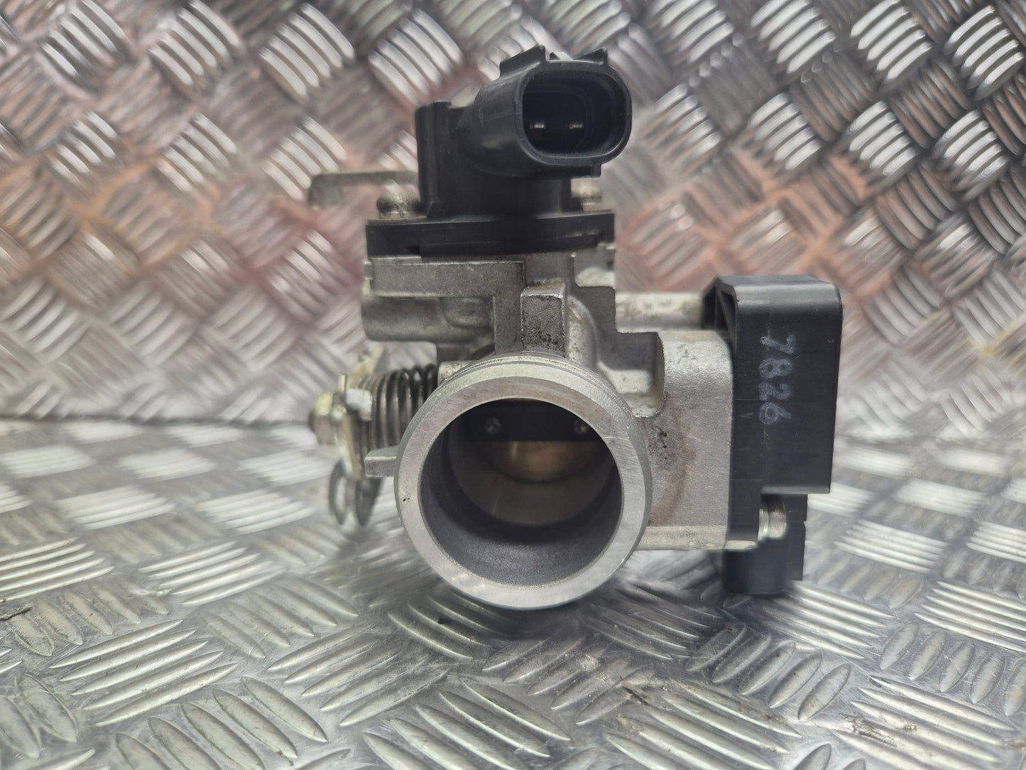 Corps papillon injection YAMAHA 125 YBR  2008 - 2014