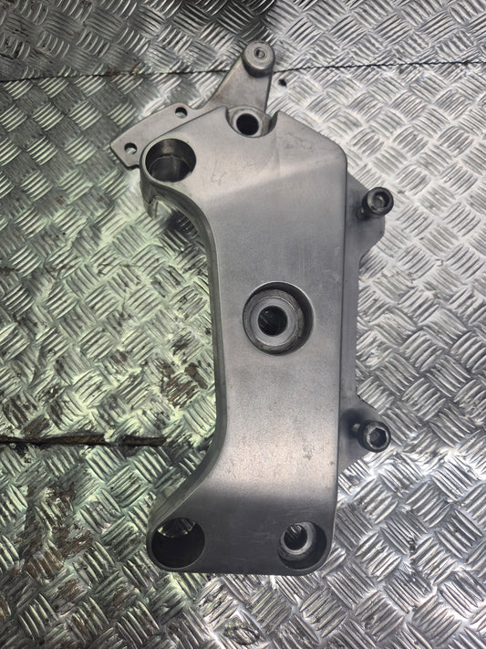 Support moteur gauche HONDA CB F 600 1998/2002 HORNET