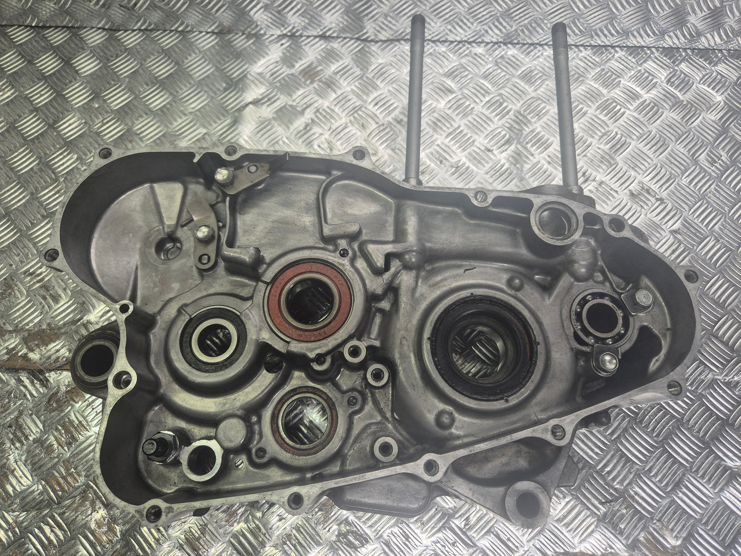 Carter moteur droit honda CRF450R 2004-2008