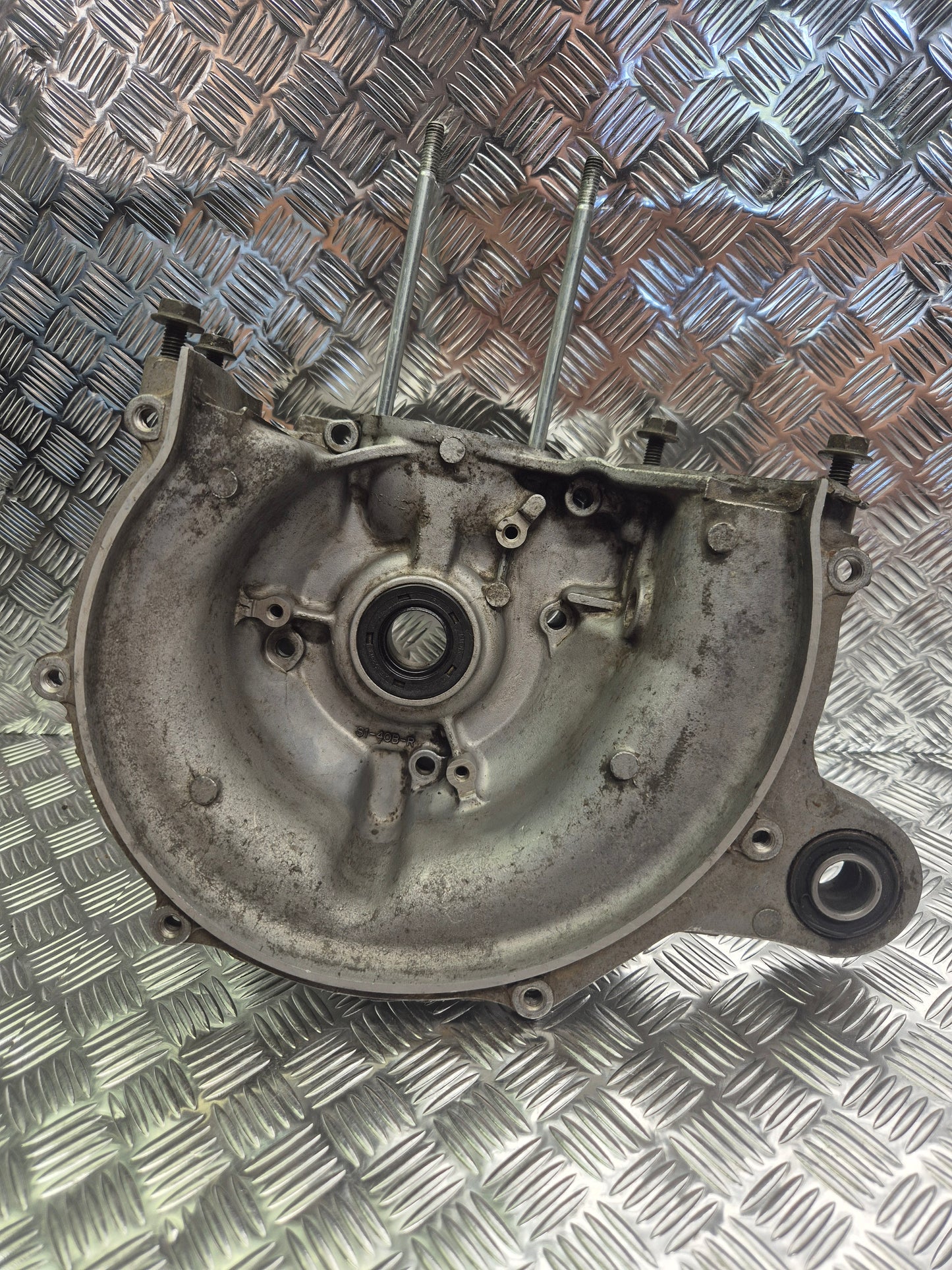 Carter moteur droit suzuki 80 LT