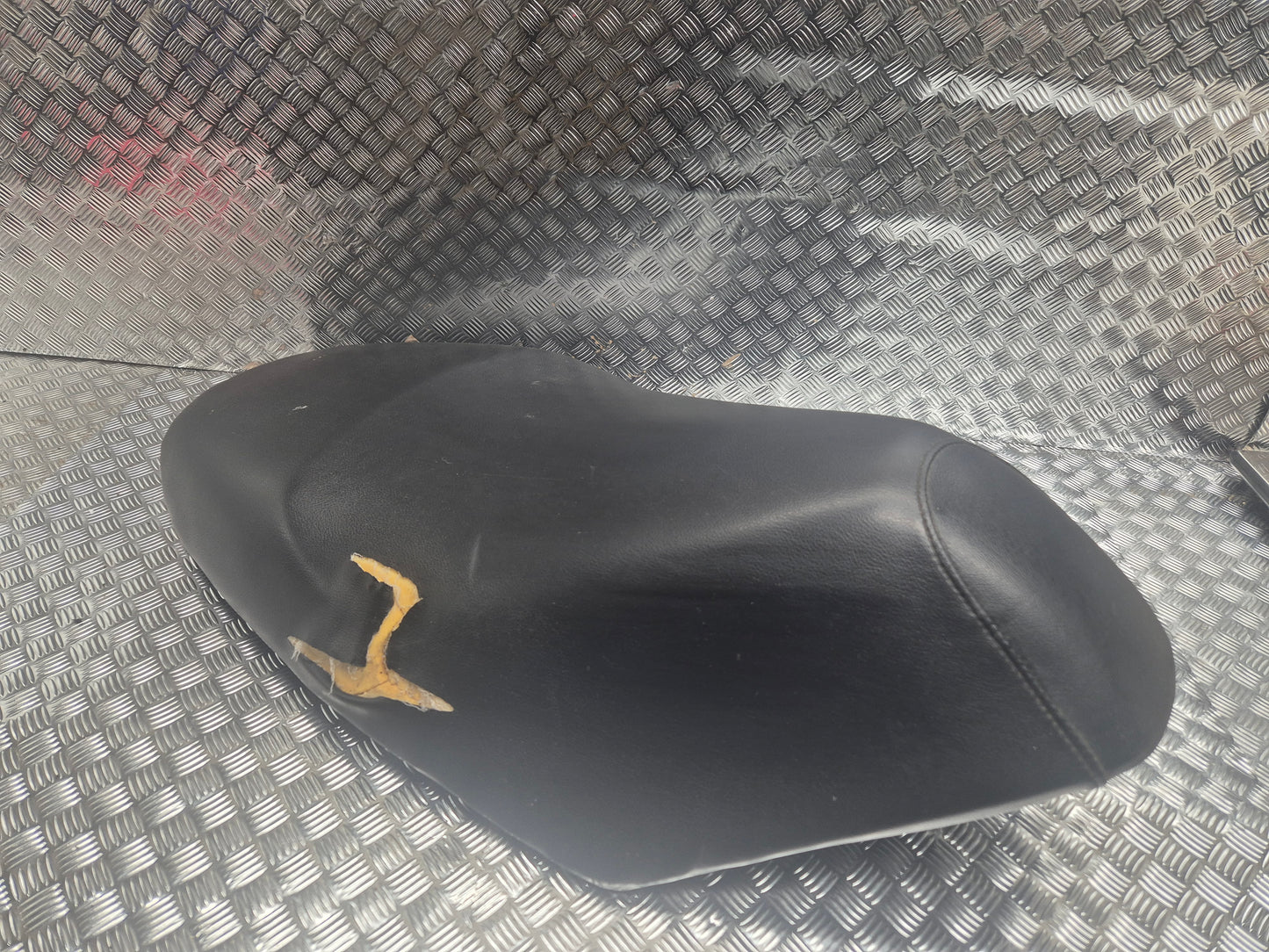 Selle Peugeot vivacity 1998-2007
