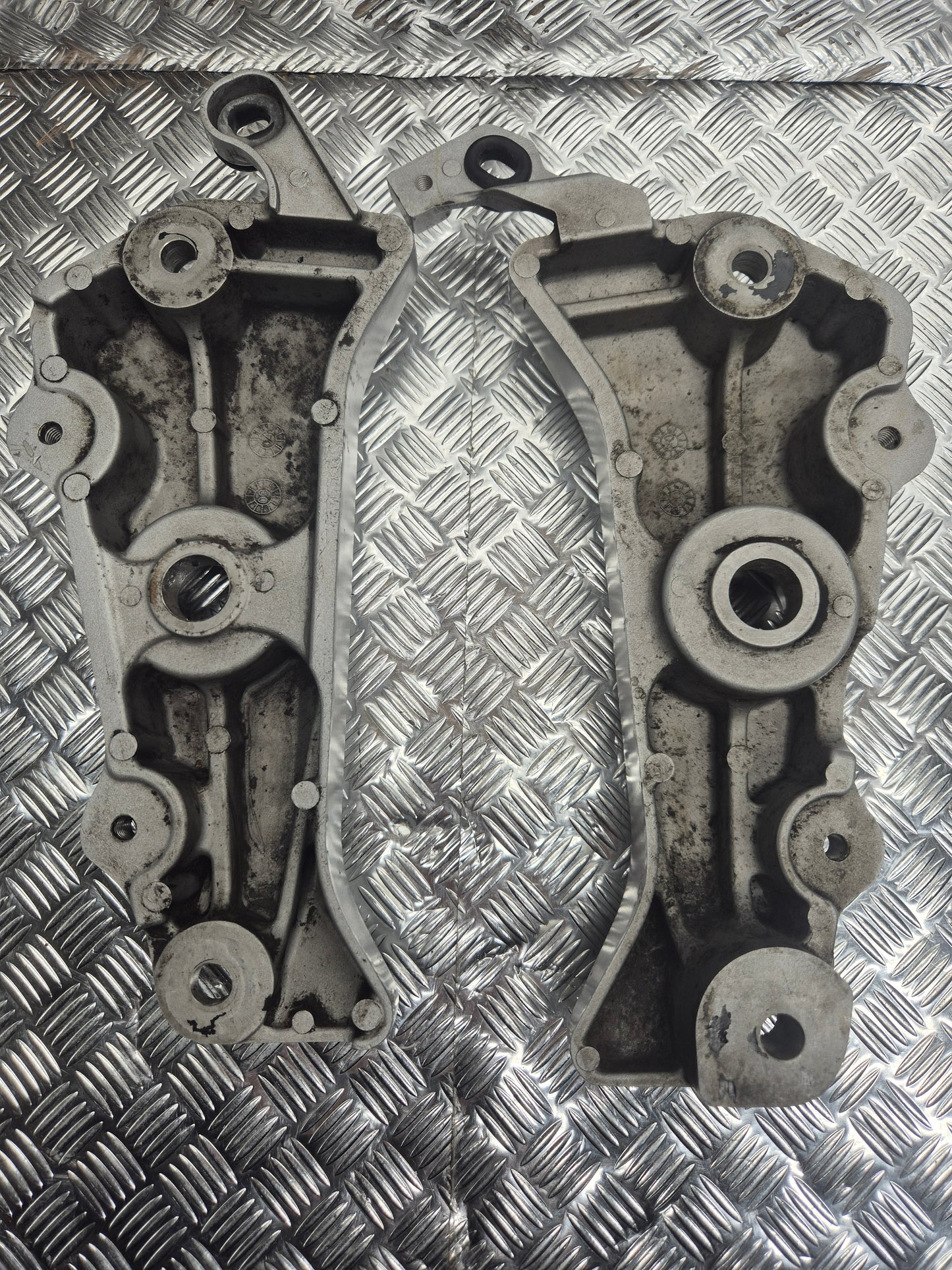 Support moteur HONDA 500 CBF 2004 - 2007