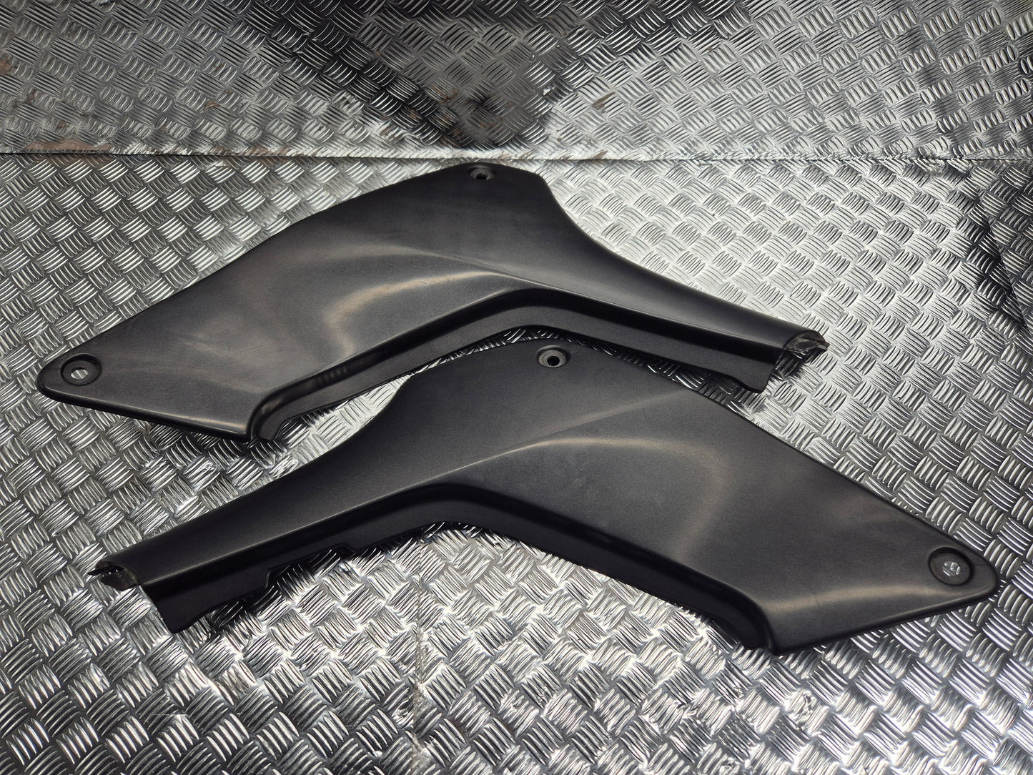 Carénage latéraux honda 600 hornet 1998-2002