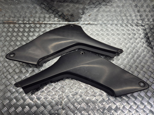 Carénage latéraux honda 600 hornet 1998-2002