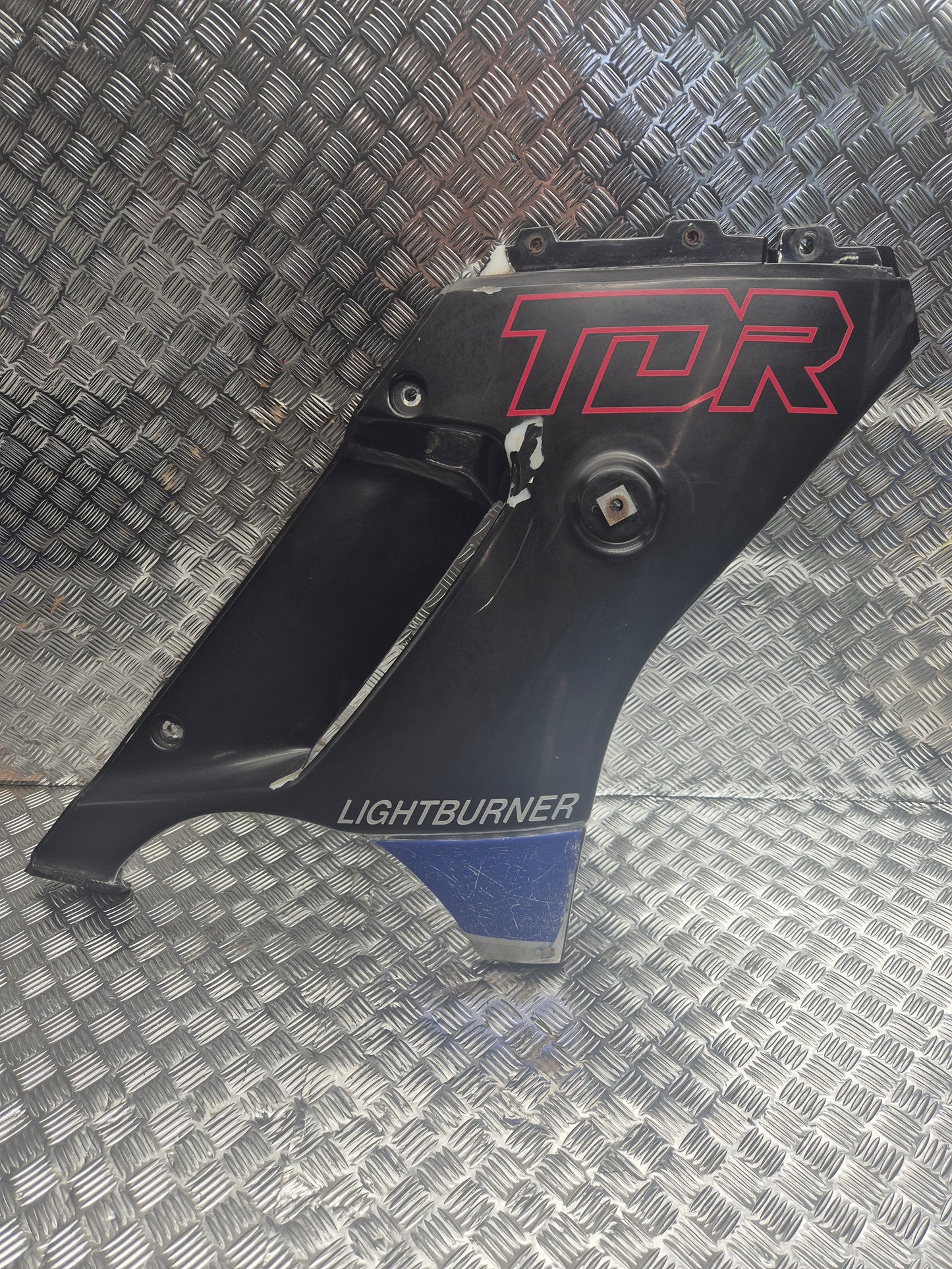 Cache flanc de carenage droit YAMAHA TDR 125 1989-1992