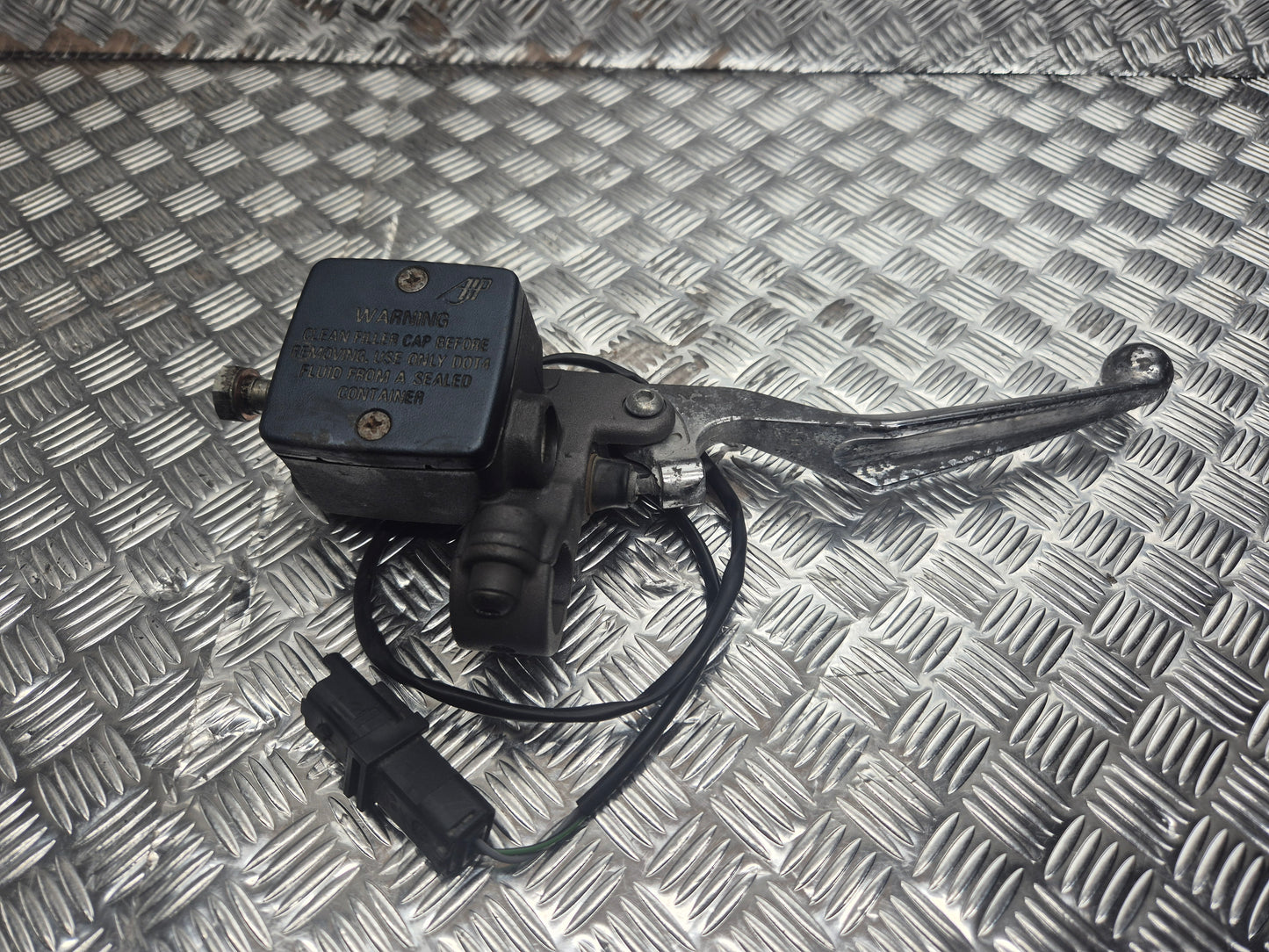 Maitre cylindre frein avant PEUGEOT 125 ELYSTAR 2003 - 2007