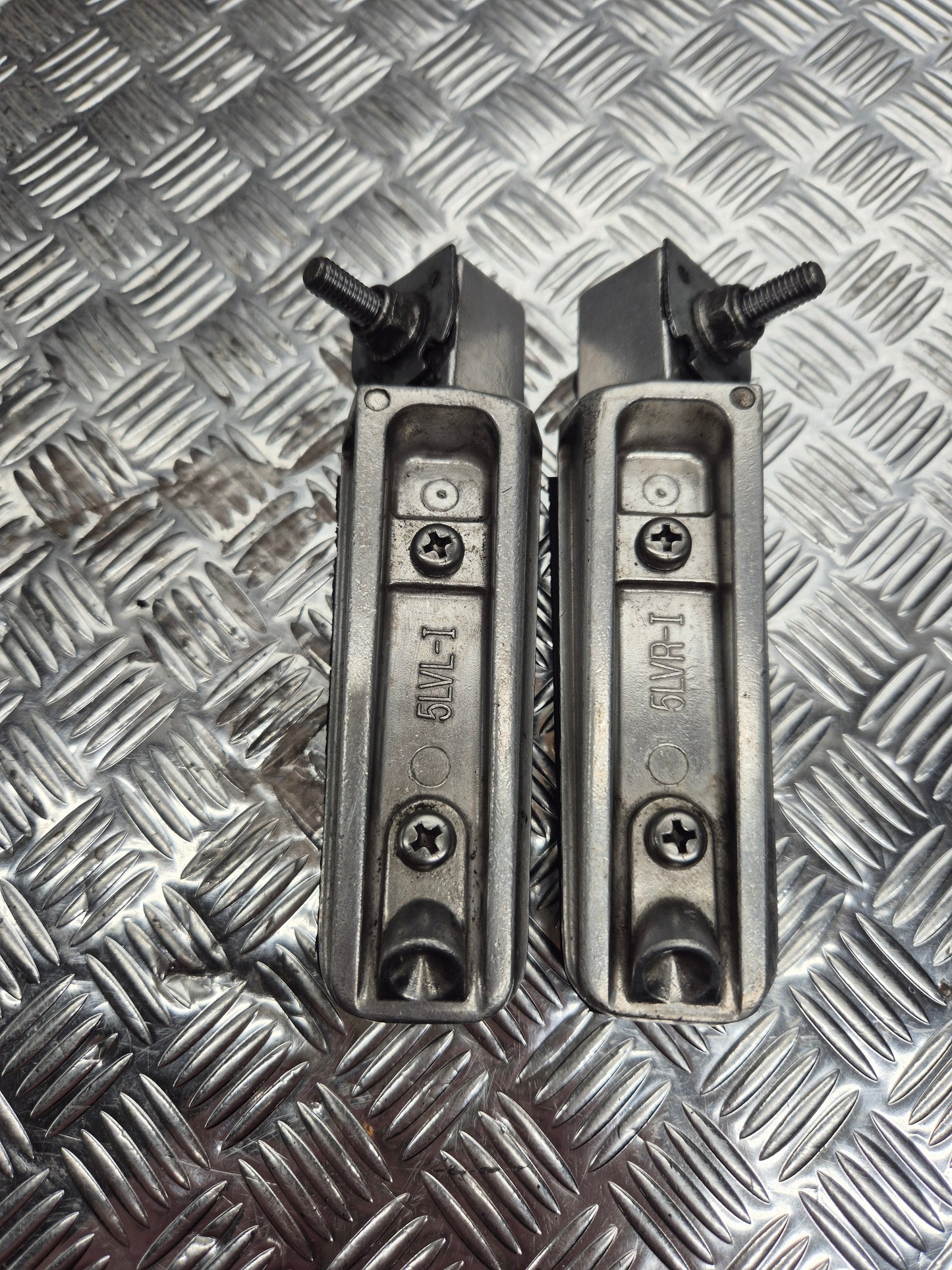 Repose Pieds arrière yamaha fz6 2007-2010