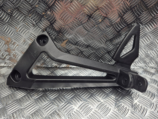 Platine arriere gauche YAMAHA FZ6 2007 - 2010