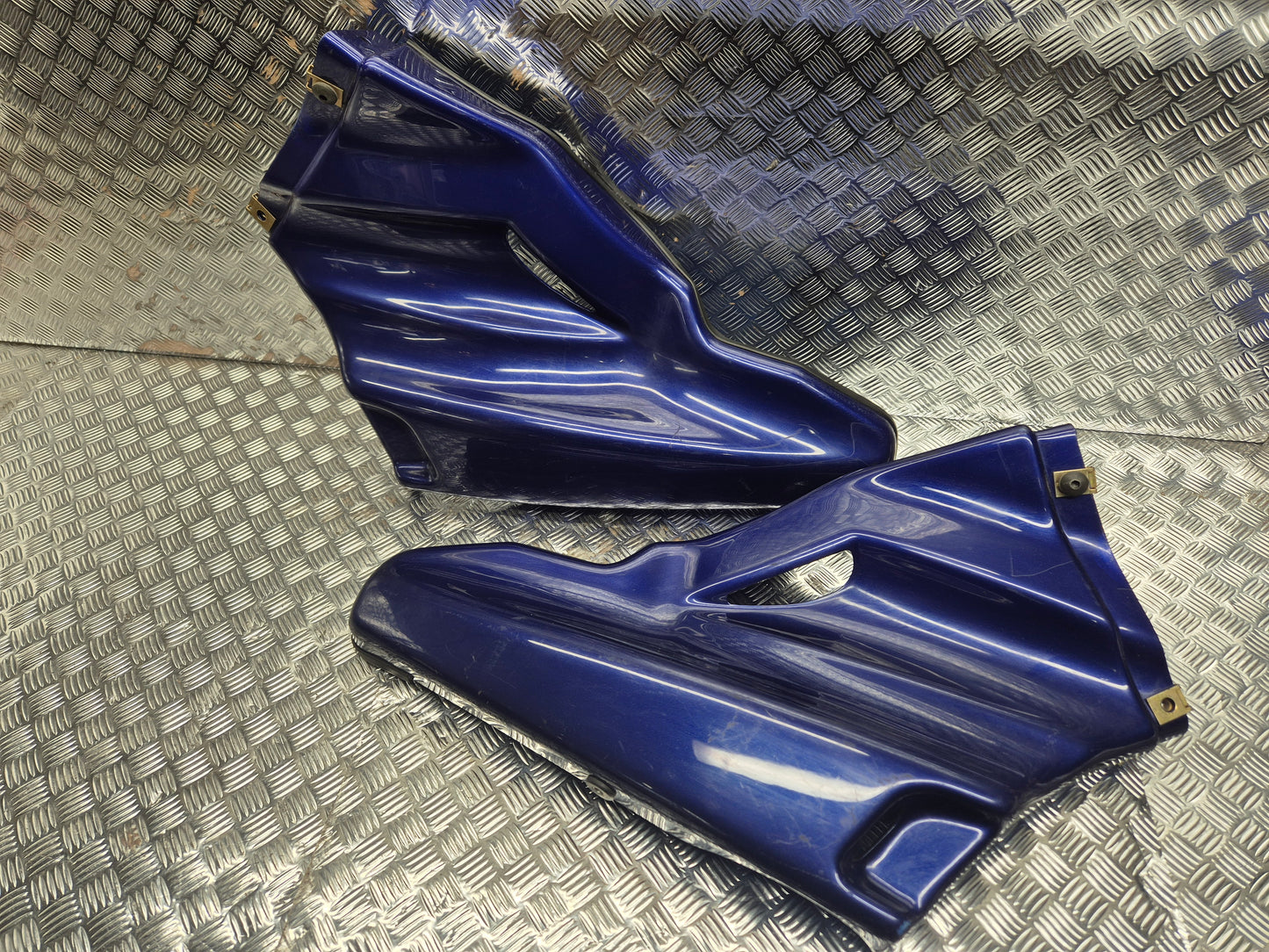 Carenage flanc droit et gauche YAMAHA 1300 XJR 1999-2001