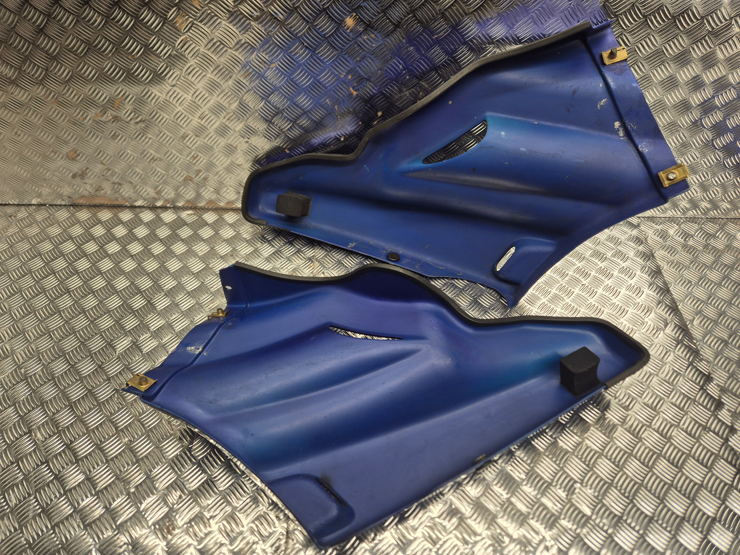 Carenage flanc droit et gauche YAMAHA 1300 XJR 1999-2001