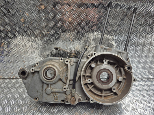Carter moteur droit HUSQVARNA 410 TE 2000