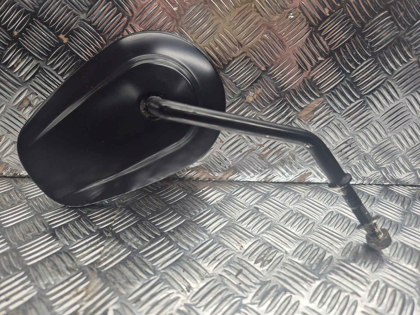 Retro droit HARLEY DAVIDSON XL 883 SPORTSTER IRON 2009 - 2016