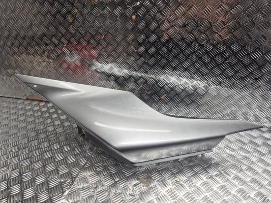 Cache latéral droit HONDA 1200 VFR 2010-2013