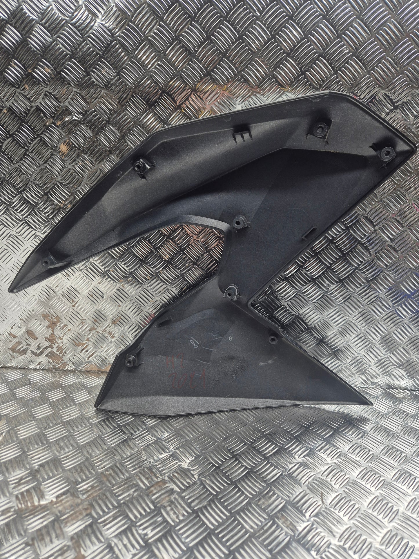 Cache carenage ecope droite KAWASAKI Z 1000 2020-2022 H2