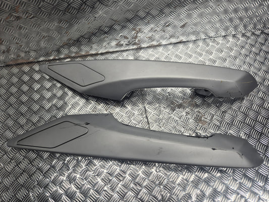 Poignées arrière Peugeot 125 satelis 2008-2011