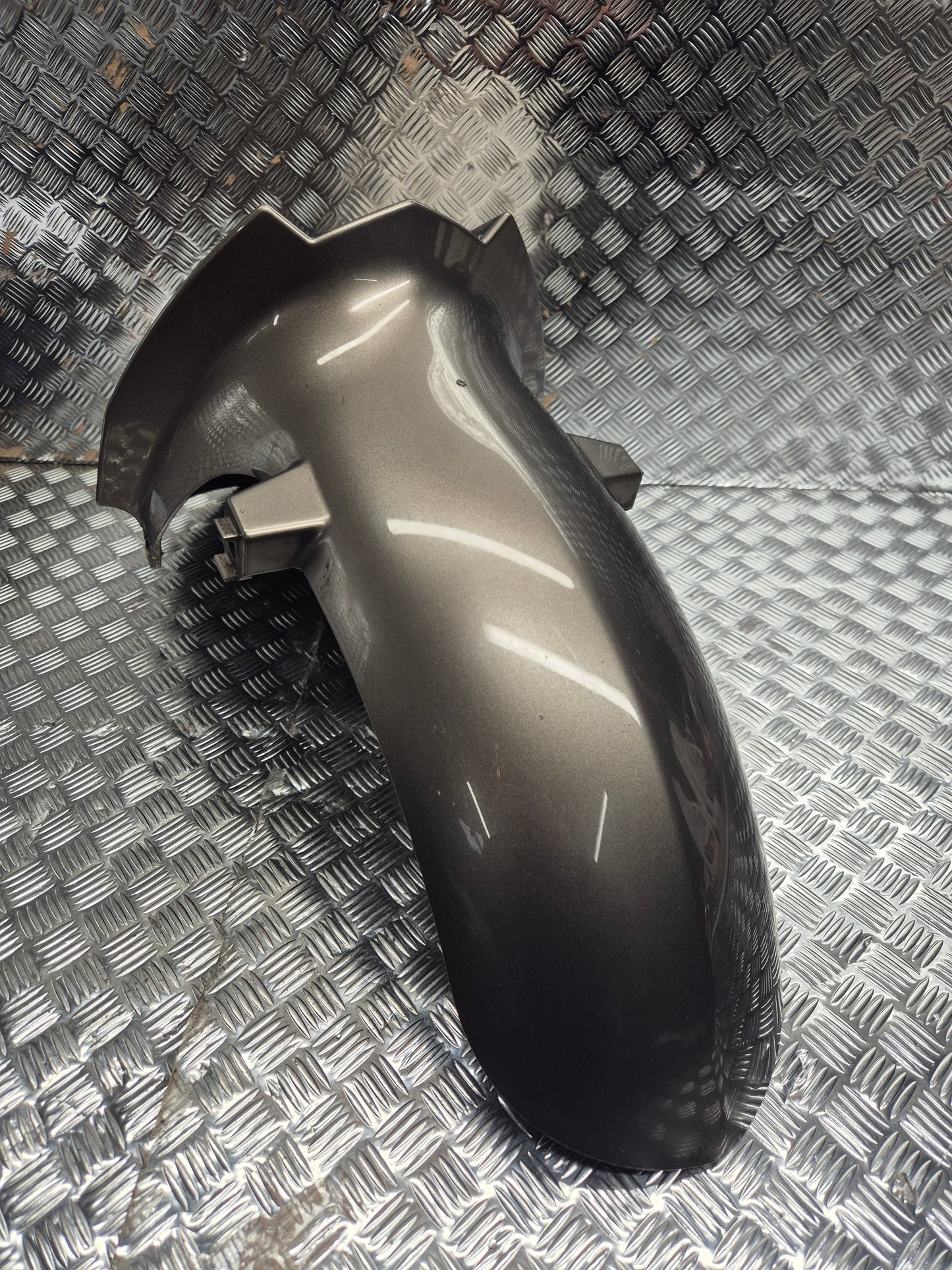 Garde boue avant PEUGEOT 125 SATELIS 2007 - 2011