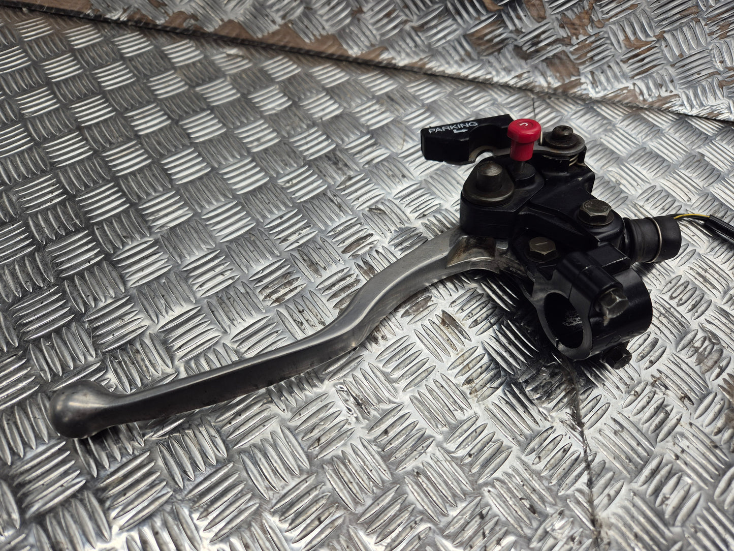 Levier + cocotte embrayage SUZUKI 400 LTZ