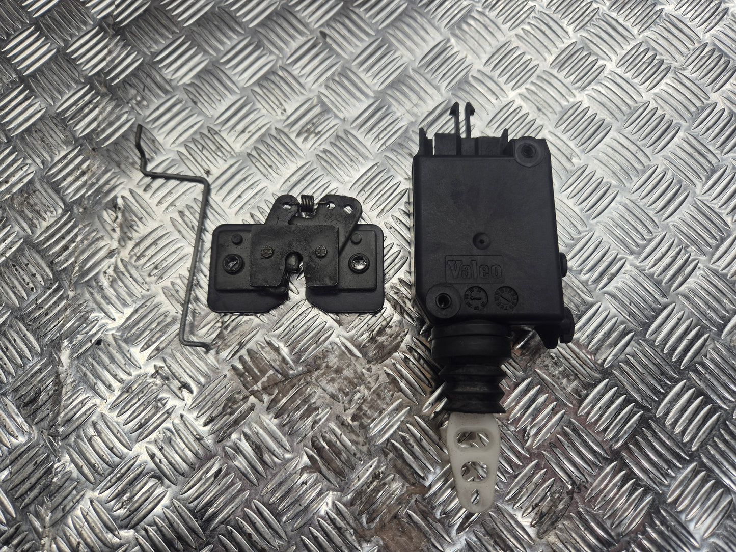 Serrure de coffre PEUGEOT 125 SATELIS 2007 - 2011