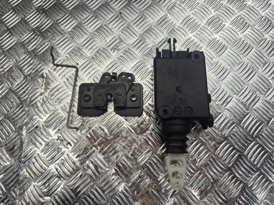 Serrure de coffre PEUGEOT 125 SATELIS 2007 - 2011