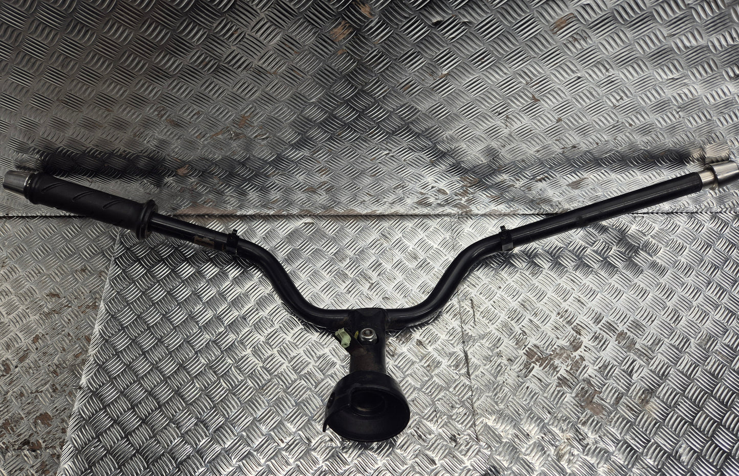 Guidon PEUGEOT 125 SATELIS 2007-2011