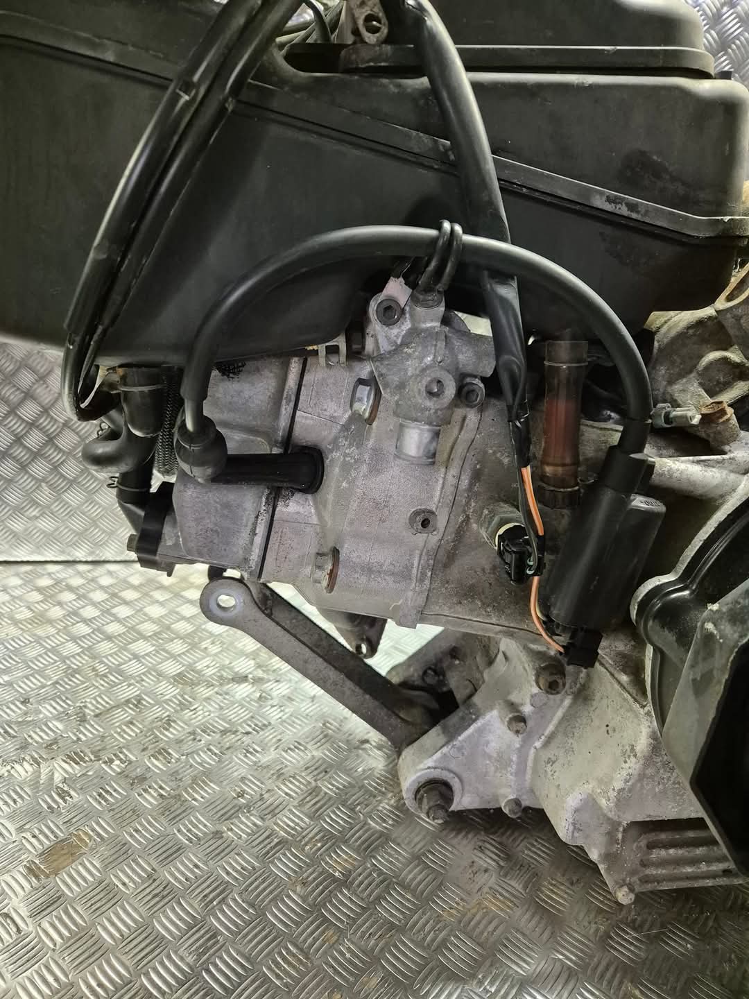 Moteur SUZUKI 400 BURGMAN 2005