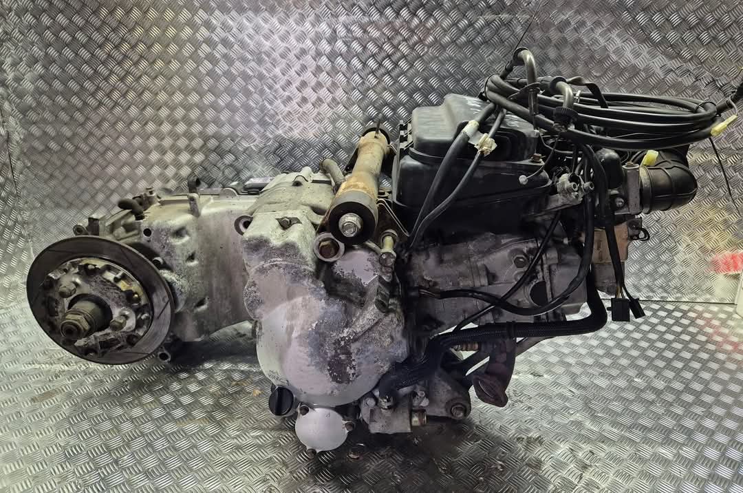 Moteur SUZUKI 400 BURGMAN 2005
