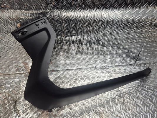 Bas de caisse gauche YAMAHA 125 X-MAX 2006-2009