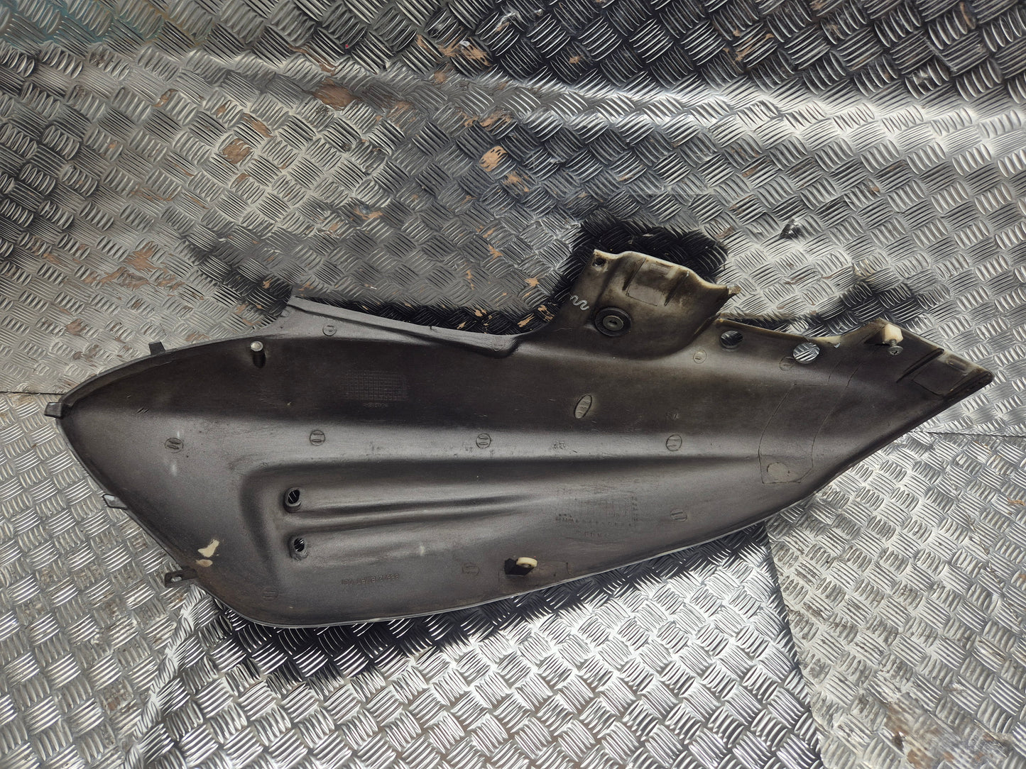 Coque arrière droite KEEWAY 50 F-ACT 2006-2011
