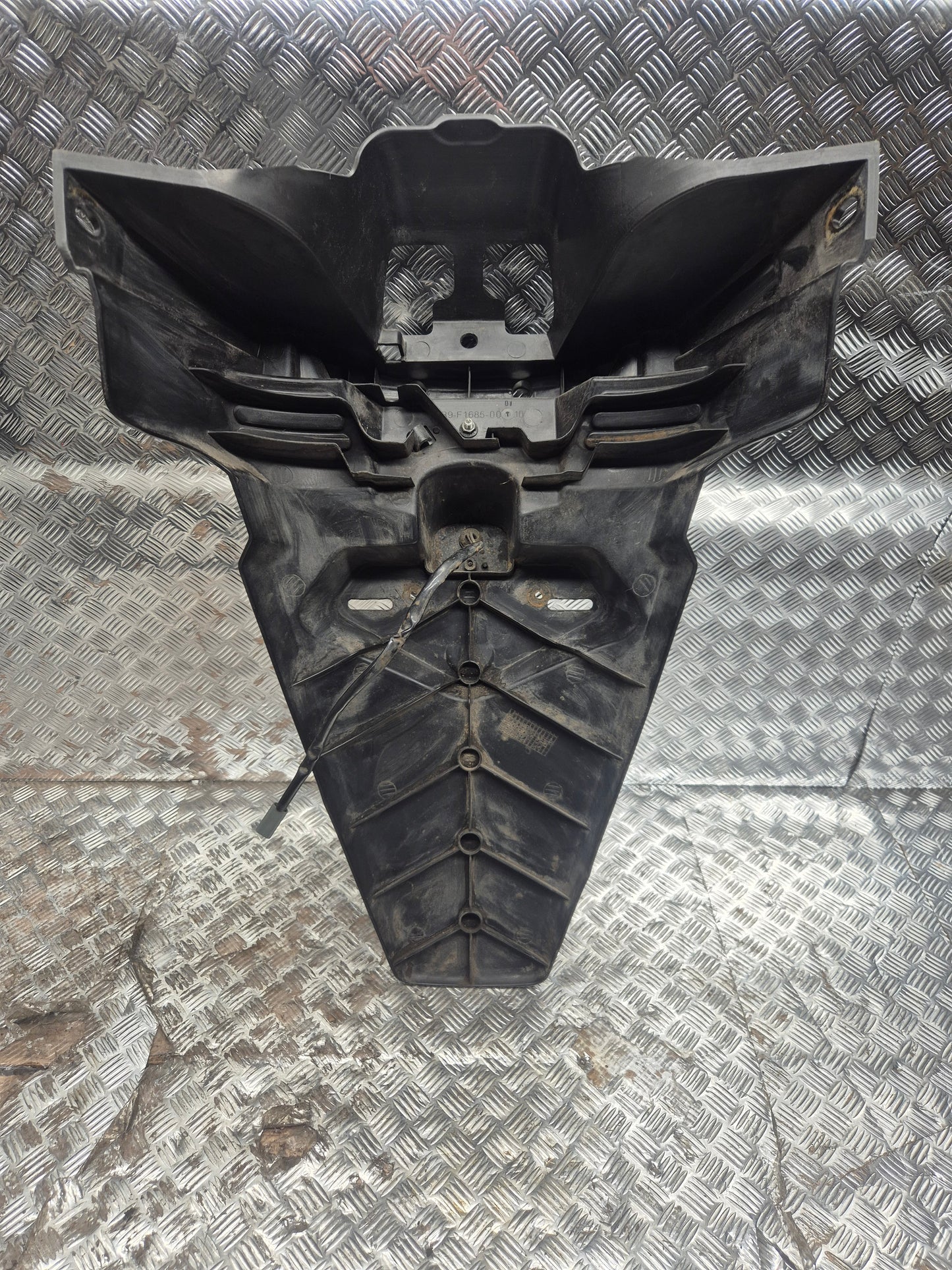 Bavette arrière YAMAHA 125 X-MAX 2006-2009