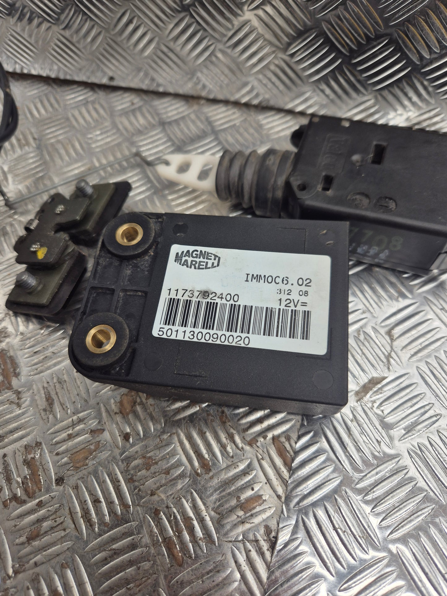 Kit serrure PEUGEOT 125 SATELIS 2010