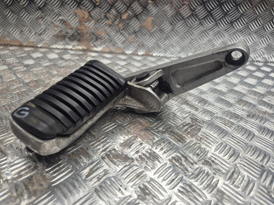 Platine Repose pied avant gauche KAWASAKI 1000 GTR 1986-1993 ZGT00A