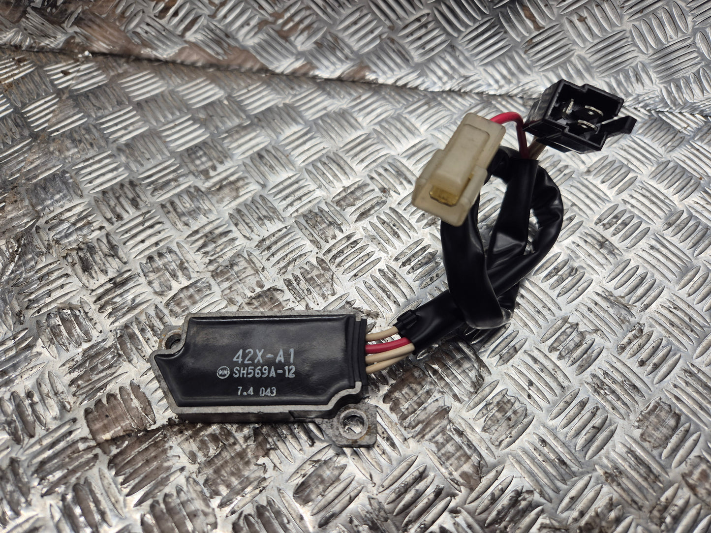 Régulateur de tension YAMAHA 535 VIRAGO 1989