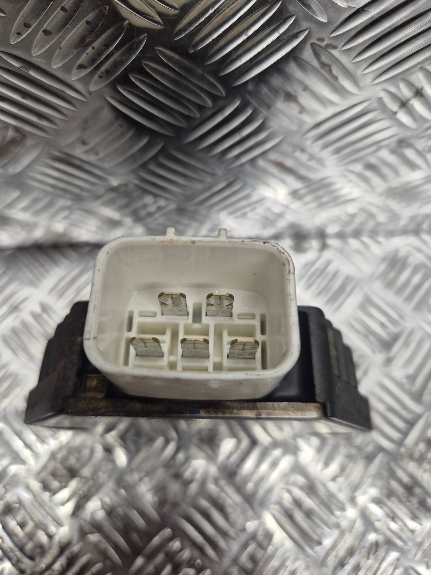 Régulateur de tension HONDA FOURTRAX 350 RANCHER 4X4 2004-2006