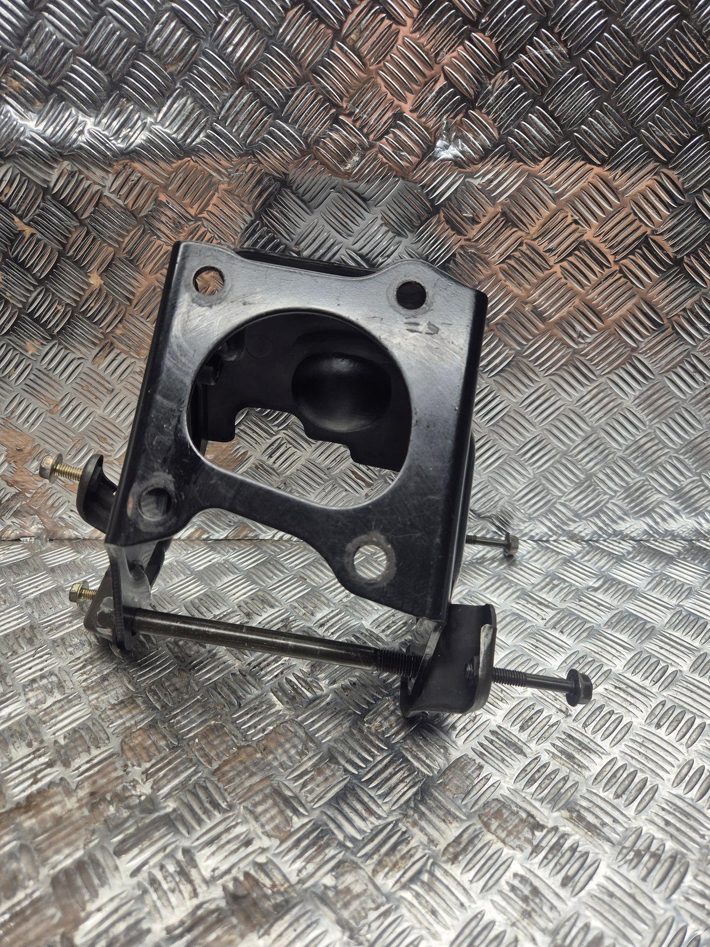 Support moteur YAMAHA 535 VIRAGO 1989