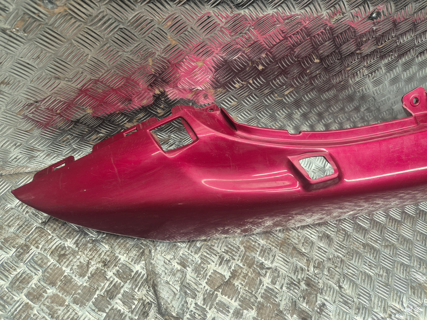 Coque arrière droite YAMAHA 600 DIVERSION 1999-2002