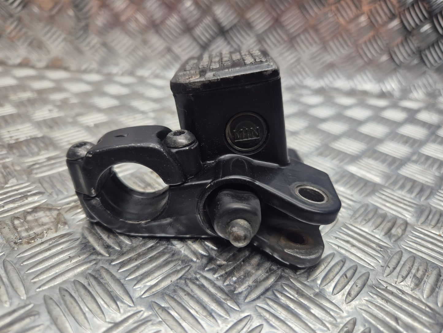Maitre cylindre de frein avant BREMBO MBK BOOSTER YAMAHA BW'S 2004-2017