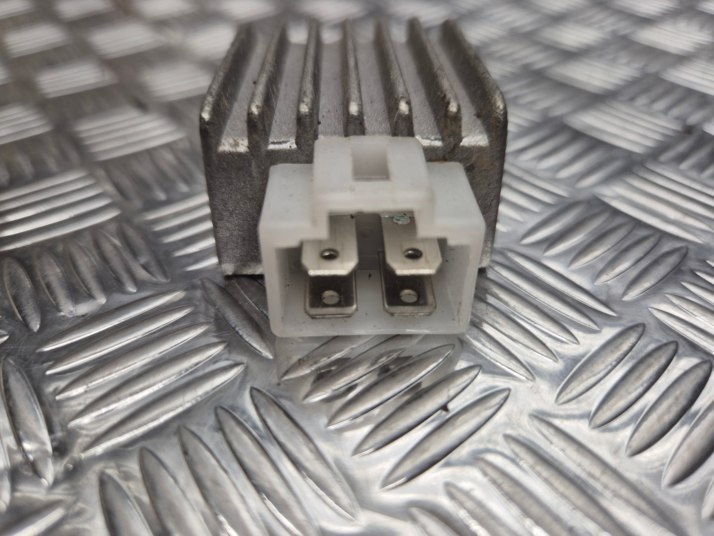 Régulateur de tension KEEWAY 50 F-ACT 2006-2011