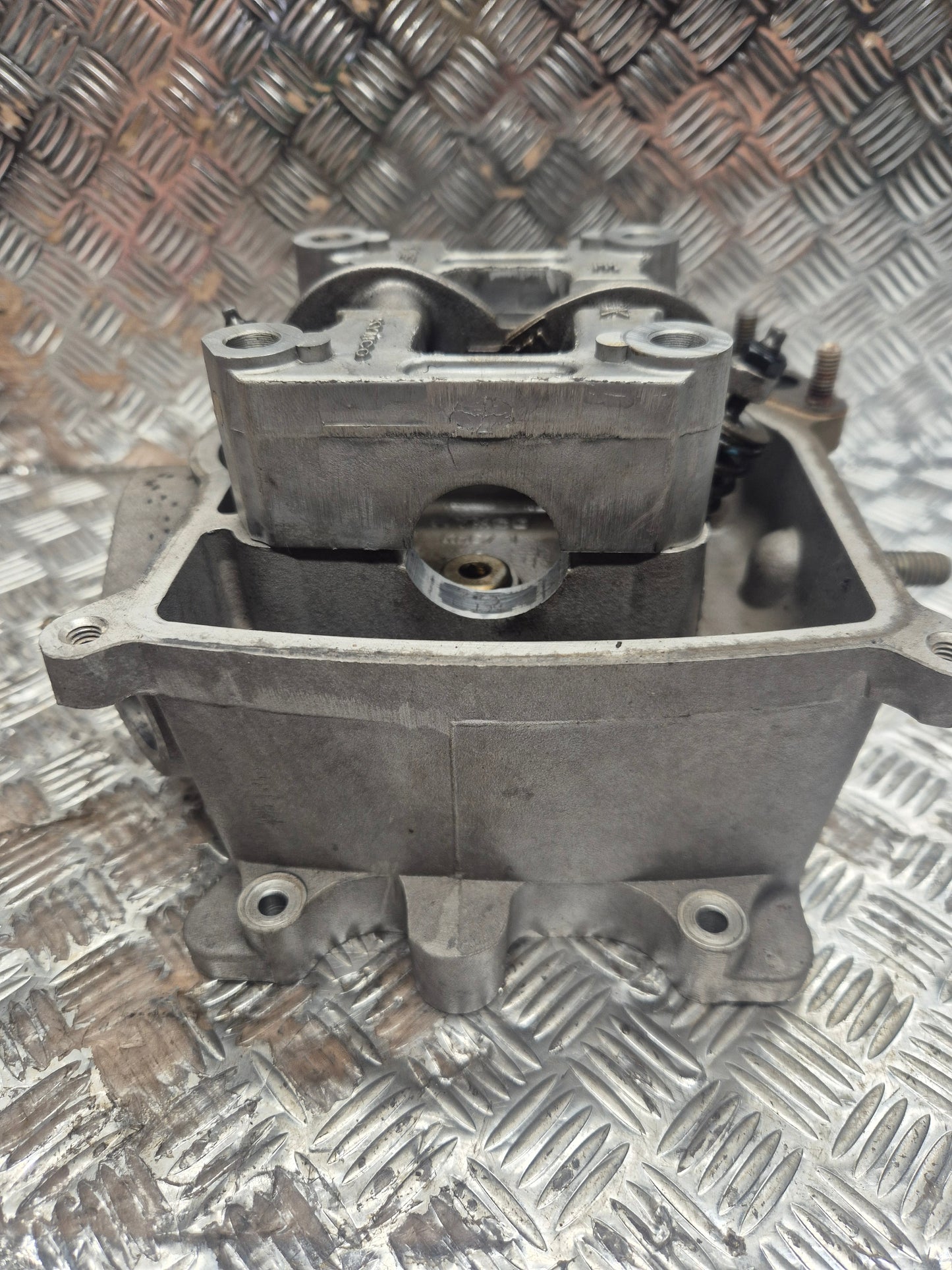 Culasse KYMCO 250 KXR